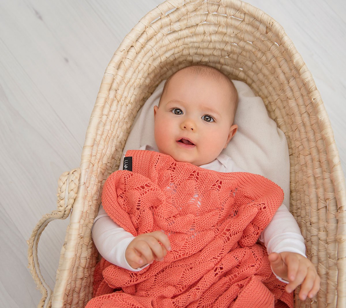 Cellular Baby Blankets for newborns) Lullalove UK