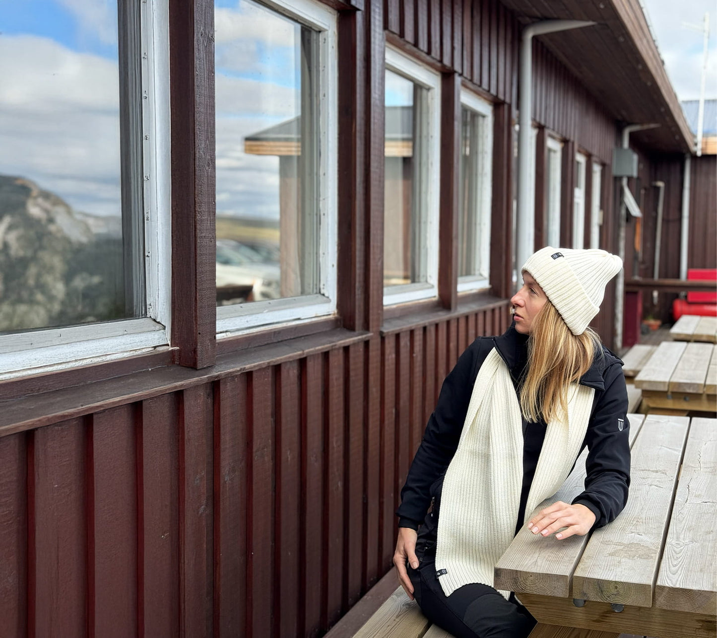 100% Merino Wool Scarf, Unisex (2 colours)