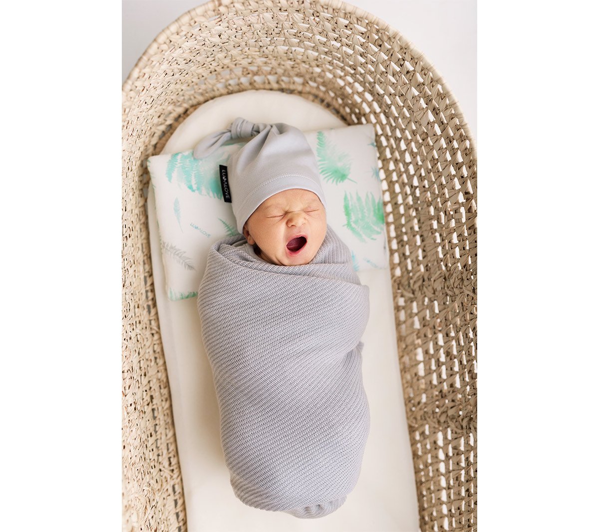 Light knitted bamboo swaddle blanket - Grey Swaddle blanket Lullalove UK 