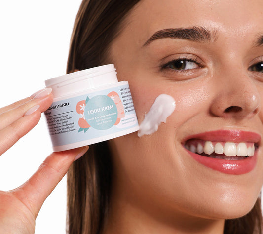 Light face cream with neroli & tea tree oil