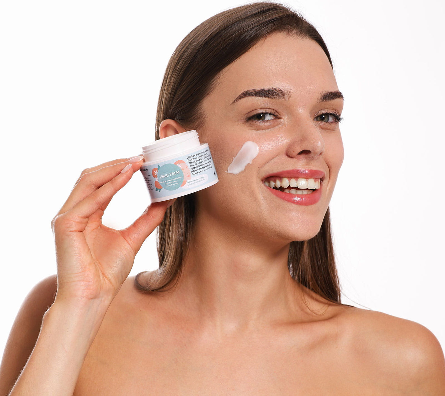 Cleansing face foam with neroli and tea tree oil
