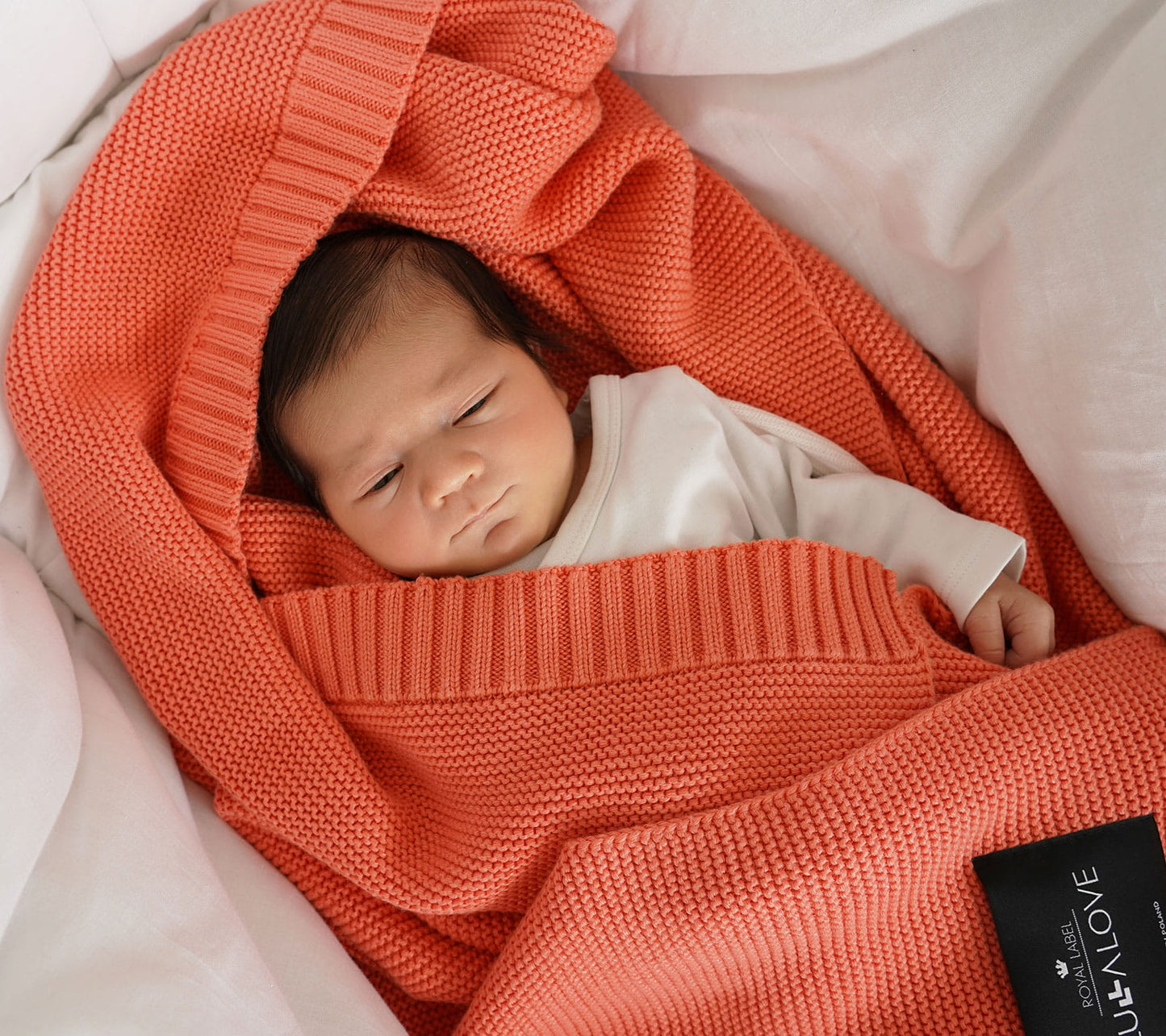 Bamboo baby blanket - Coral - Classic knit