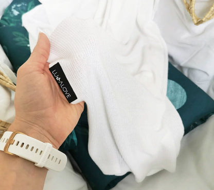 Light knitted bamboo swaddle blanket - Coconut
