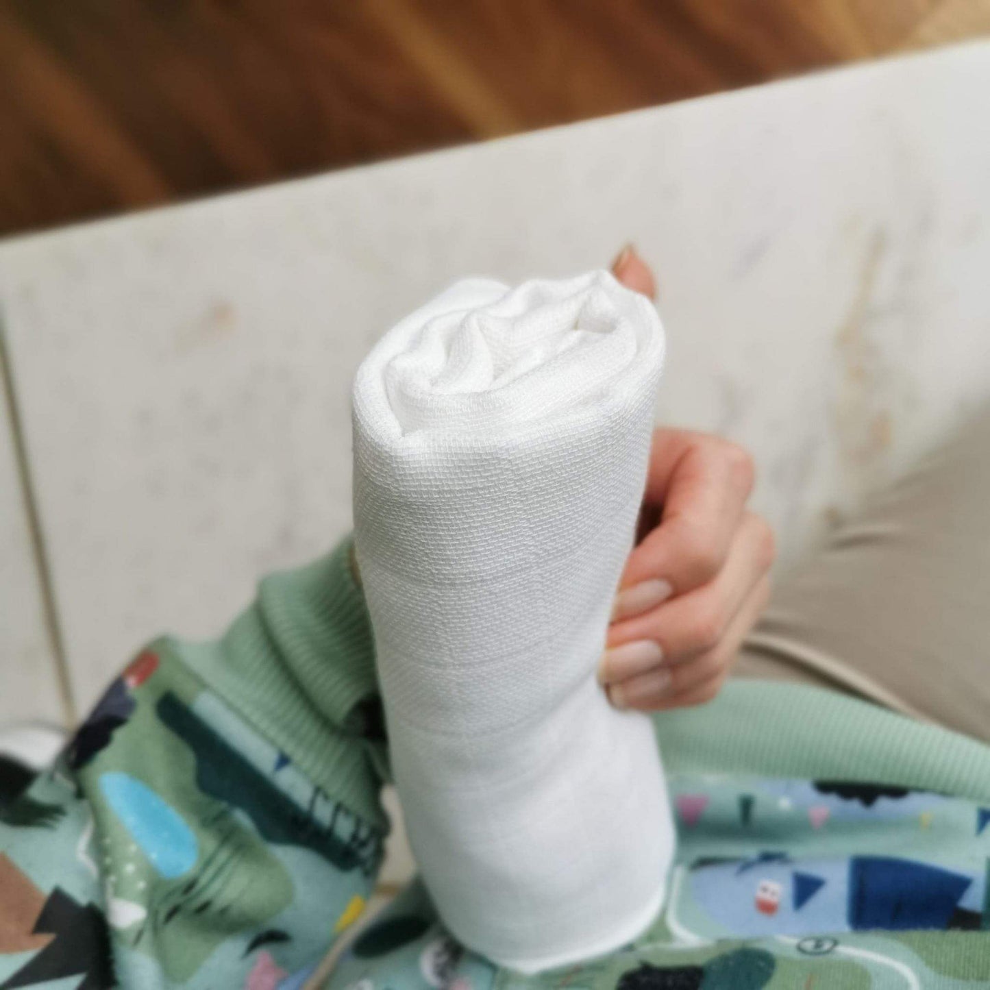 Baby muslin cloths - set of 4 - white Accessories Lullalove 