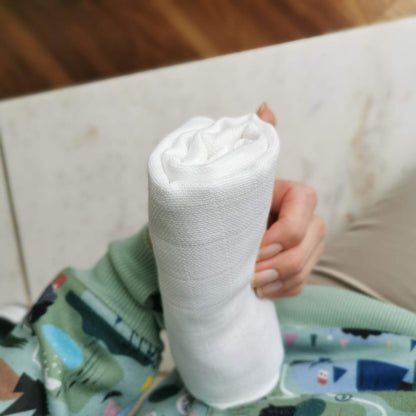 Baby muslin cloths - set of 4 - white Accessories Lullalove 