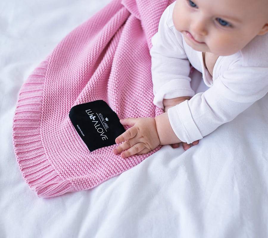 Bamboo baby blanket - Candy pink - Classic knit Blanket Lullalove UK 