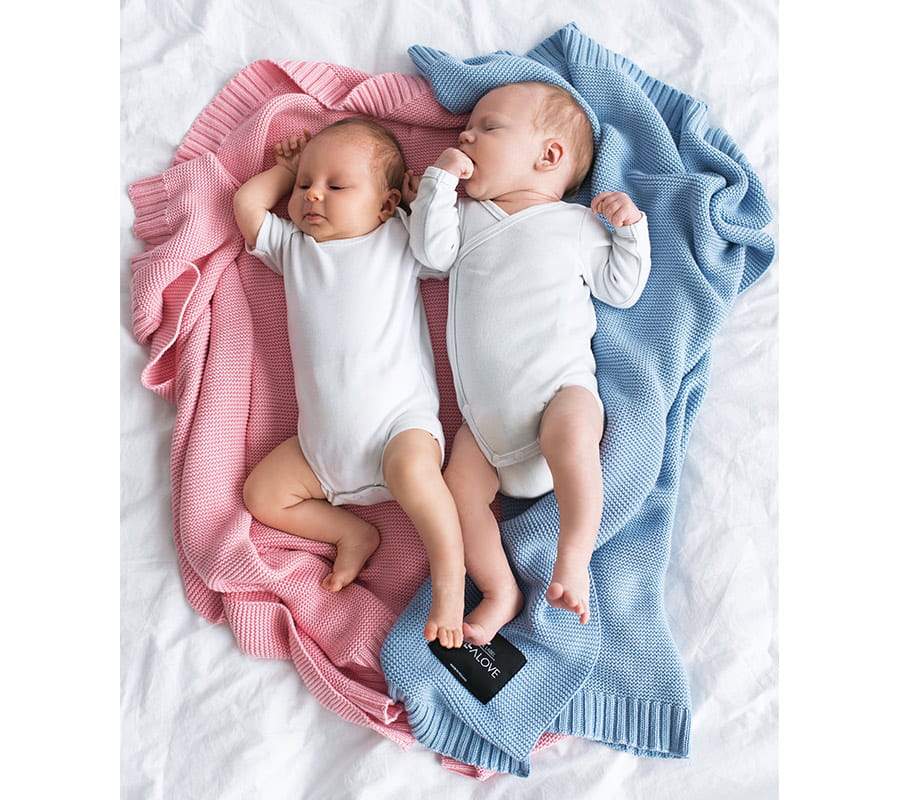 Bamboo baby blanket - Candy pink - Classic knit Blanket Lullalove UK 