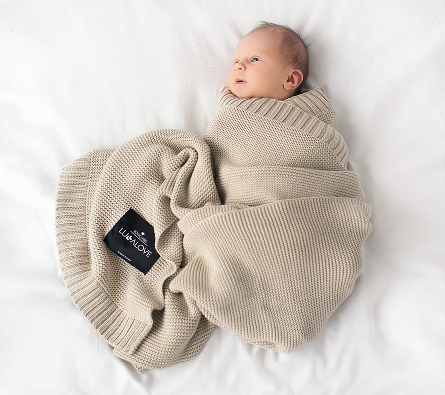 Bamboo baby blanket - Milk coffee - Classic knit Blanket Lullalove UK 