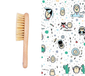 Natural baby hairbrush with a muslin cloth