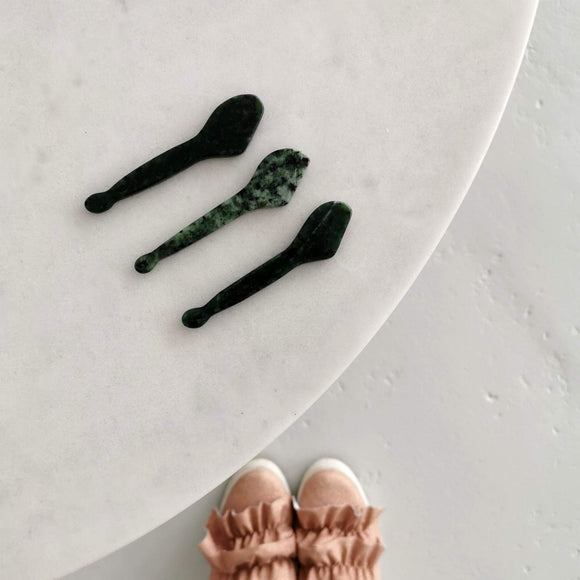 Facial massage stone wand - serpentine Accessories Lullalove UK 