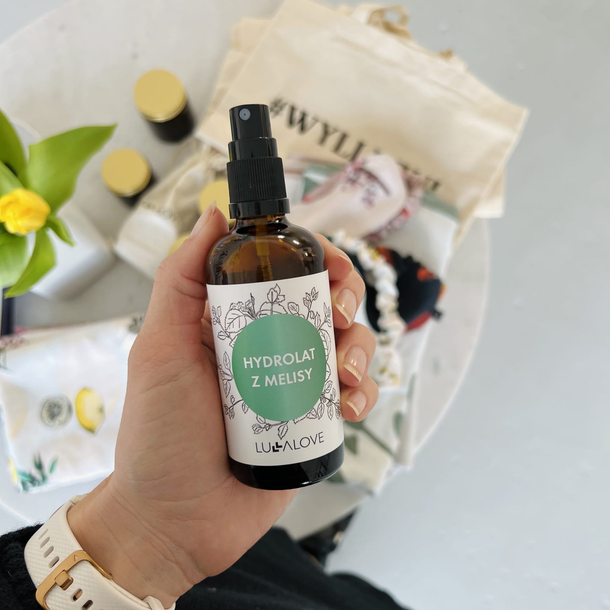 Lemon balm hydrolate Cosmetics Lullalove UK 