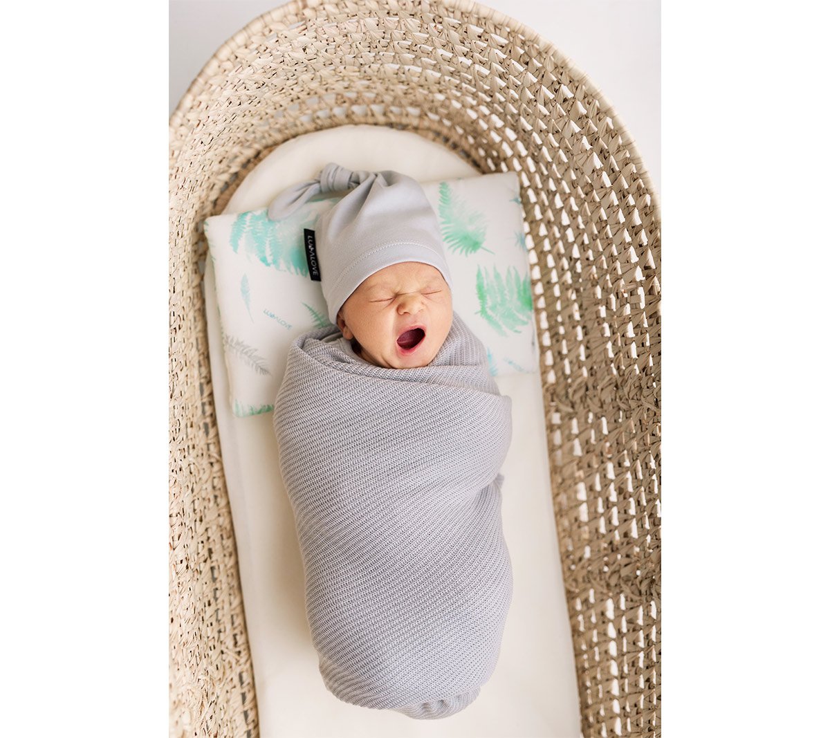 Light knitted bamboo swaddle blanket - Grey Swaddle blanket Lullalove UK 