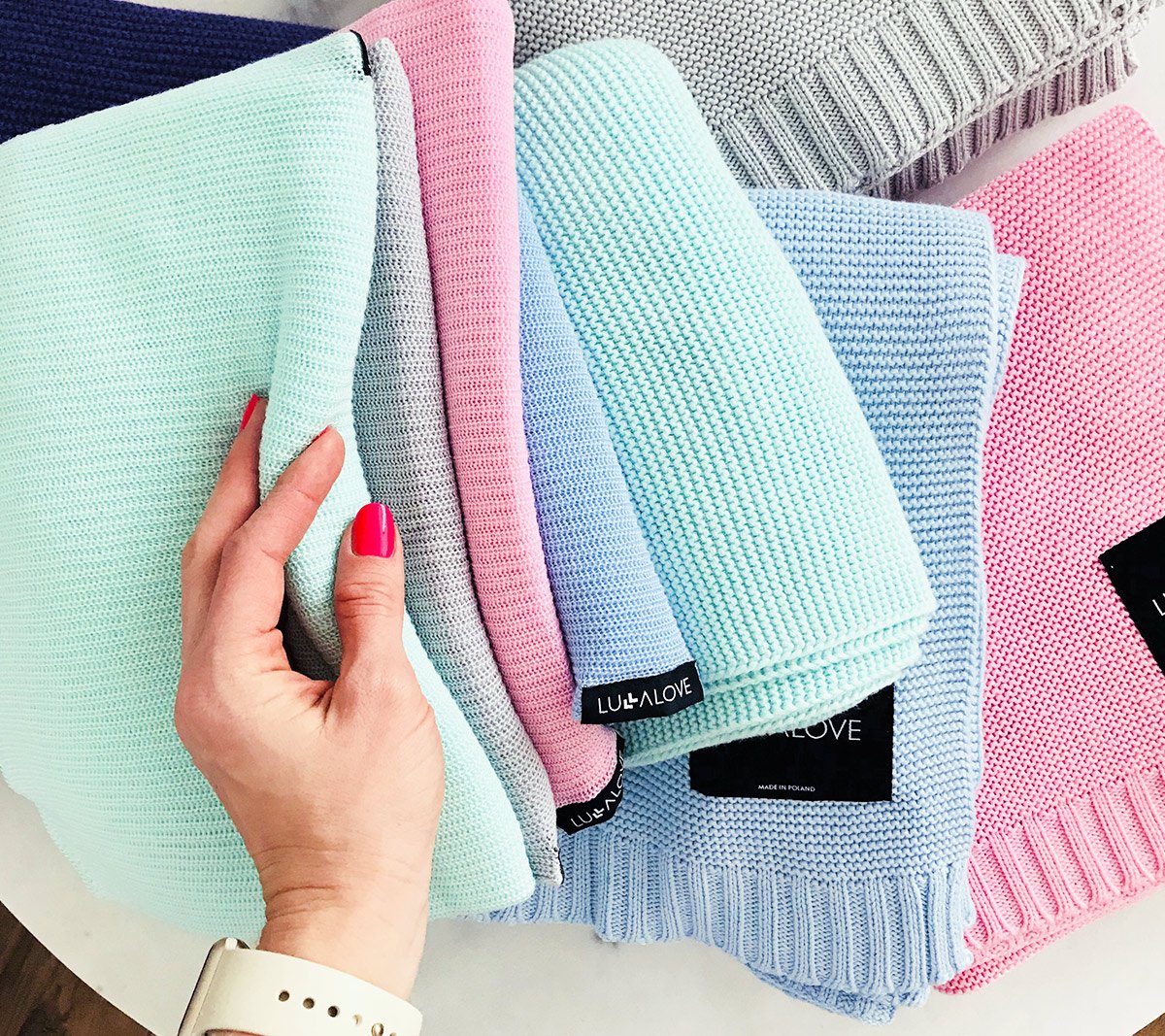 Light knitted bamboo swaddle blanket - Pink Swaddle blanket Lullalove UK 