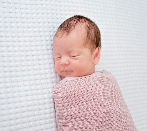 Light knitted bamboo swaddle blanket - Powder pink Swaddle blanket Lullalove UK 