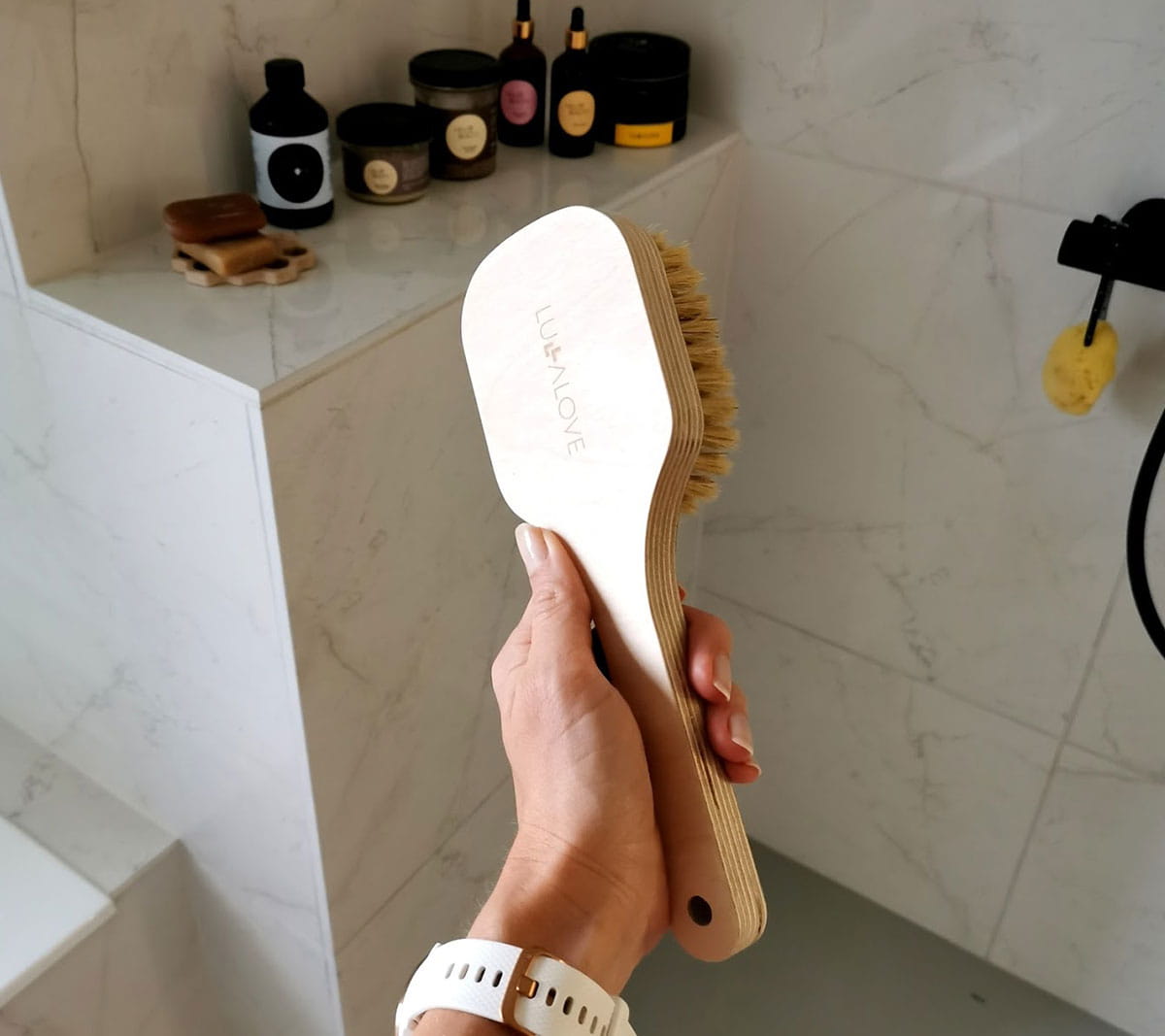 Massage body brush with handle - hard Brush Lullalove 