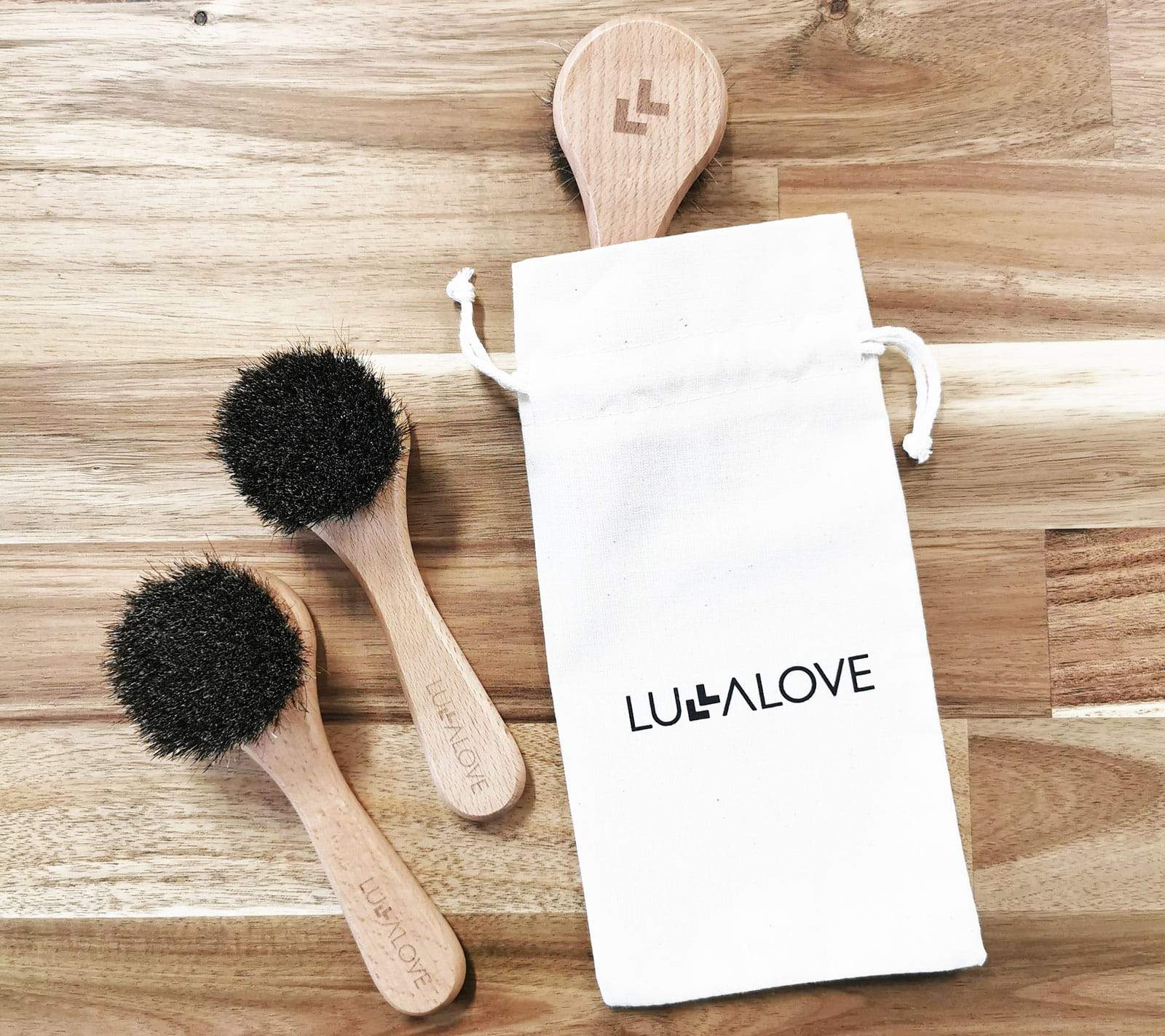 Professional face and neck brush - natural bristle Brush Lullalove 