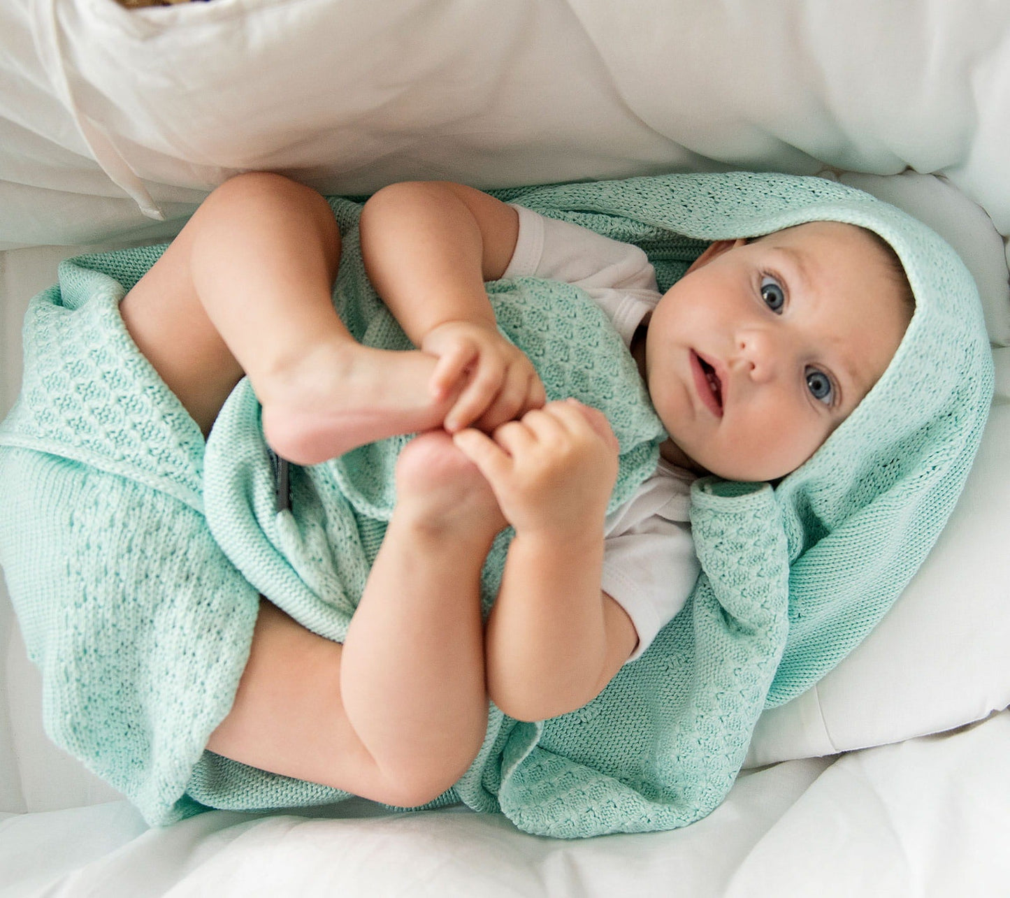 Soft All Season Bamboo Baby Blanket "Popcorn" - Mint Blanket Lullalove UK 