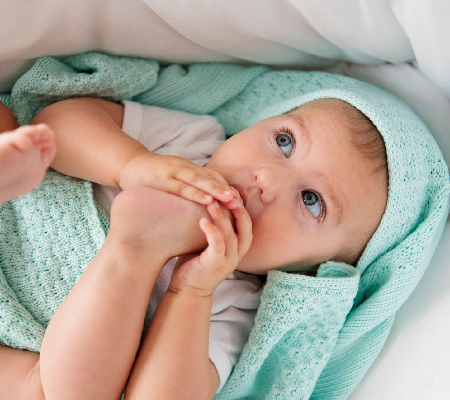 Soft All Season Bamboo Baby Blanket "Popcorn" - Mint Blanket Lullalove UK 