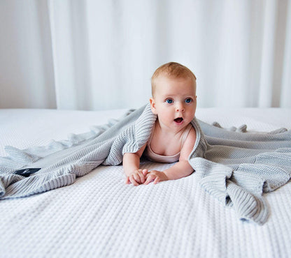 Soft bamboo baby blanket with a frill - Grey Blanket Lullalove UK 